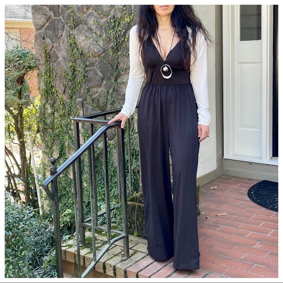 OFF WHITE MUST HAVE LONG SLEEVES SHRUG - Picture 8 of 9